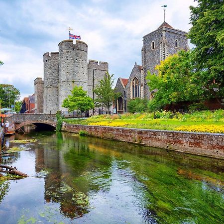 Broadway'S Canterbury City Escape エクステリア 写真